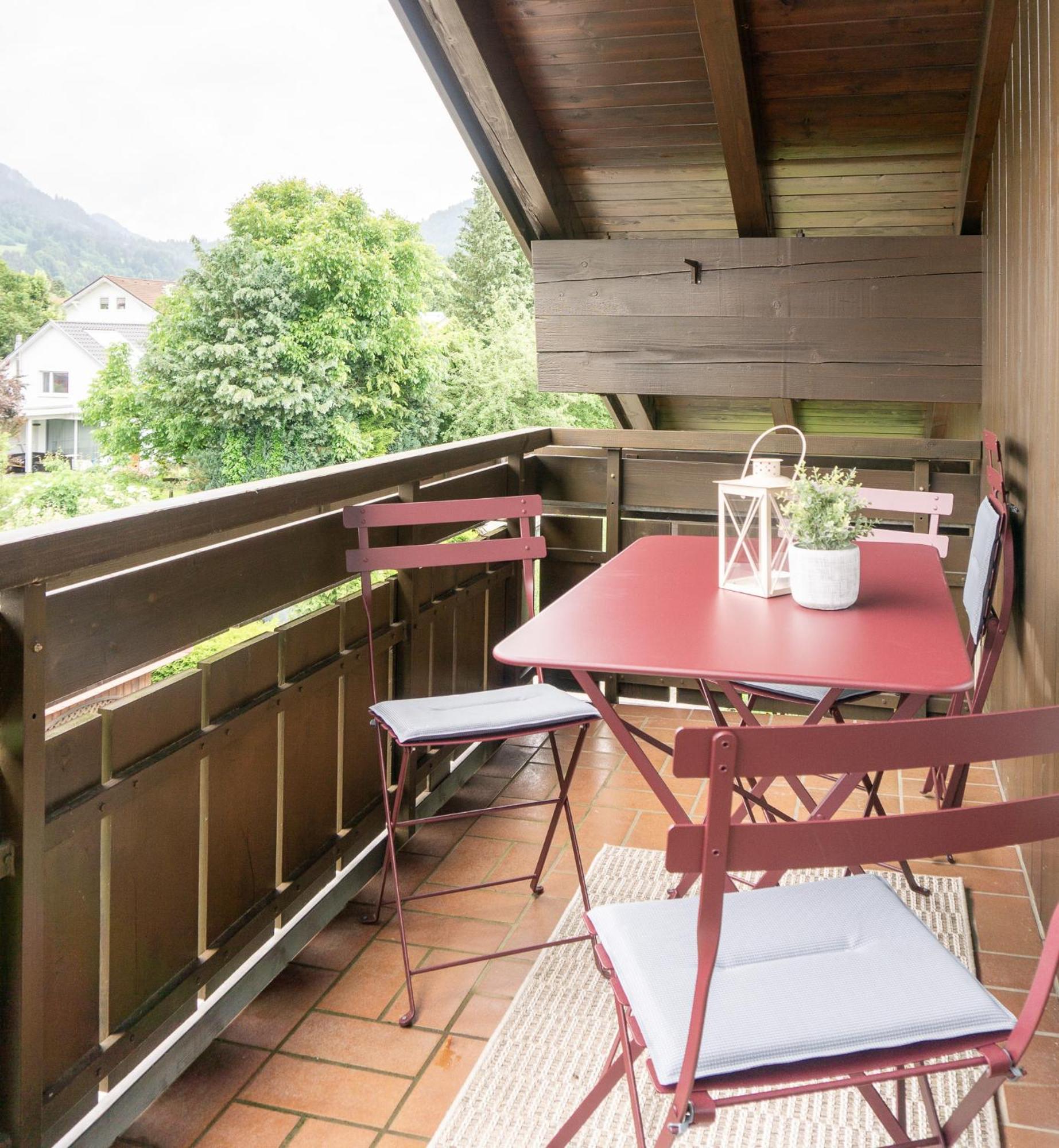 Apartment Berge, Balkon Und Ausstattung Mitten In *